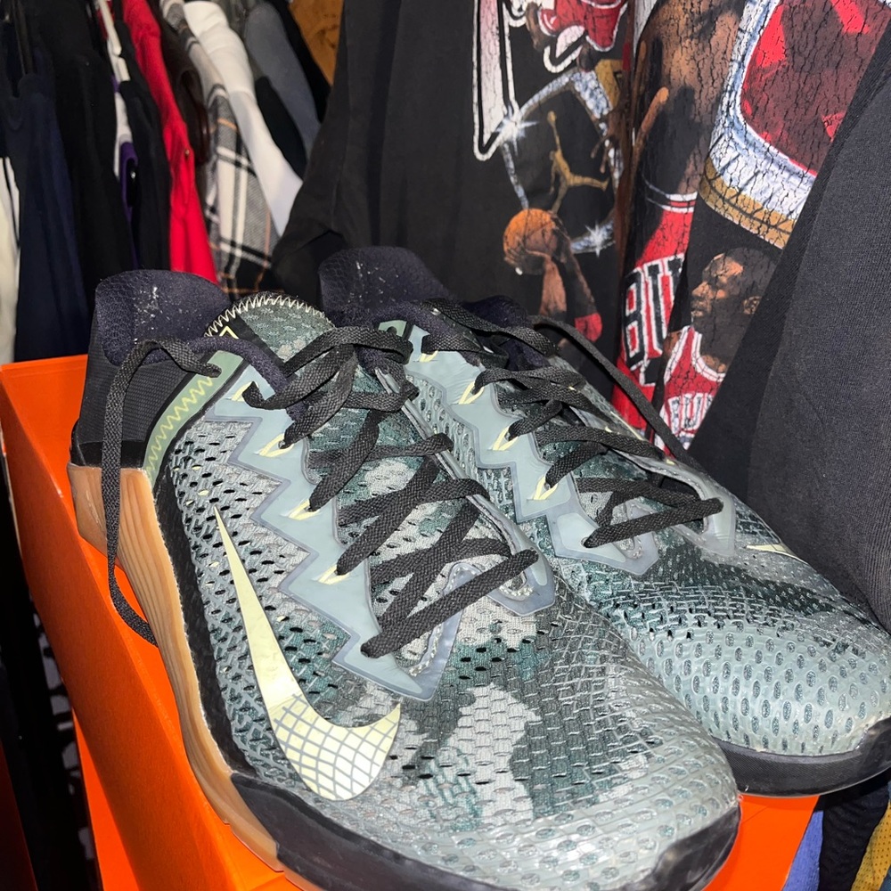 Nike Men's “Camo” metcon training shoes
